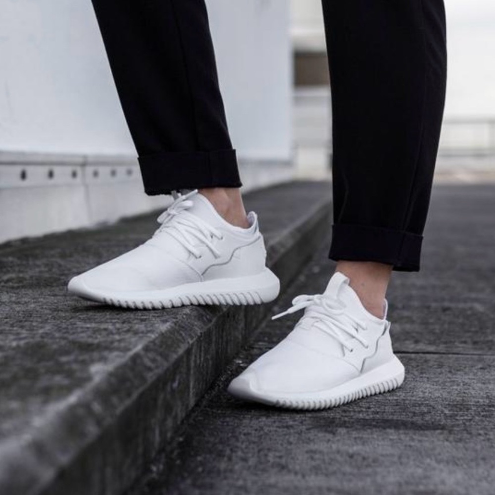 Adidas Tubular Entrap Shoes
